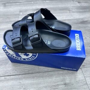 ARIZONA ESSENTIALS EVA. COLOR BLACK. BRAND NEW WITH BOX